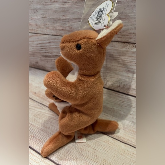 Ty Beanie Baby 1996 Pouch Kangaroo - Picture 2 of 7